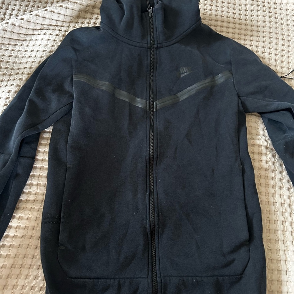 Nike Black Windbreaker Jacket Contemporary Style